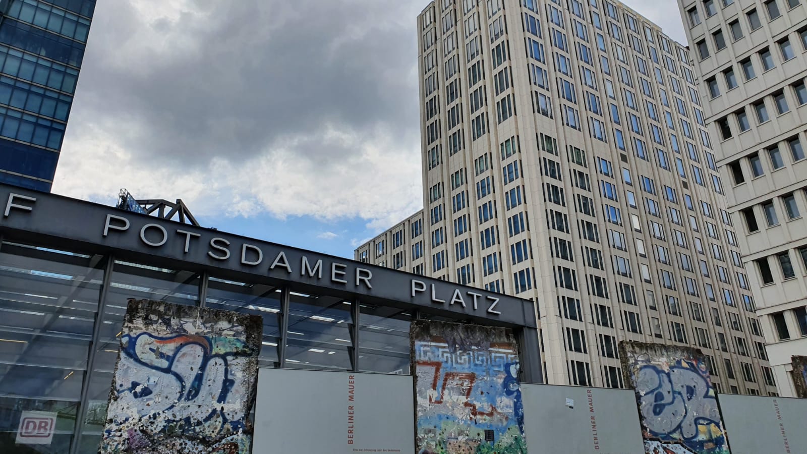 Potsdamer Platz: Cabaret, Culture and Communism - Private Live Virtual Experience