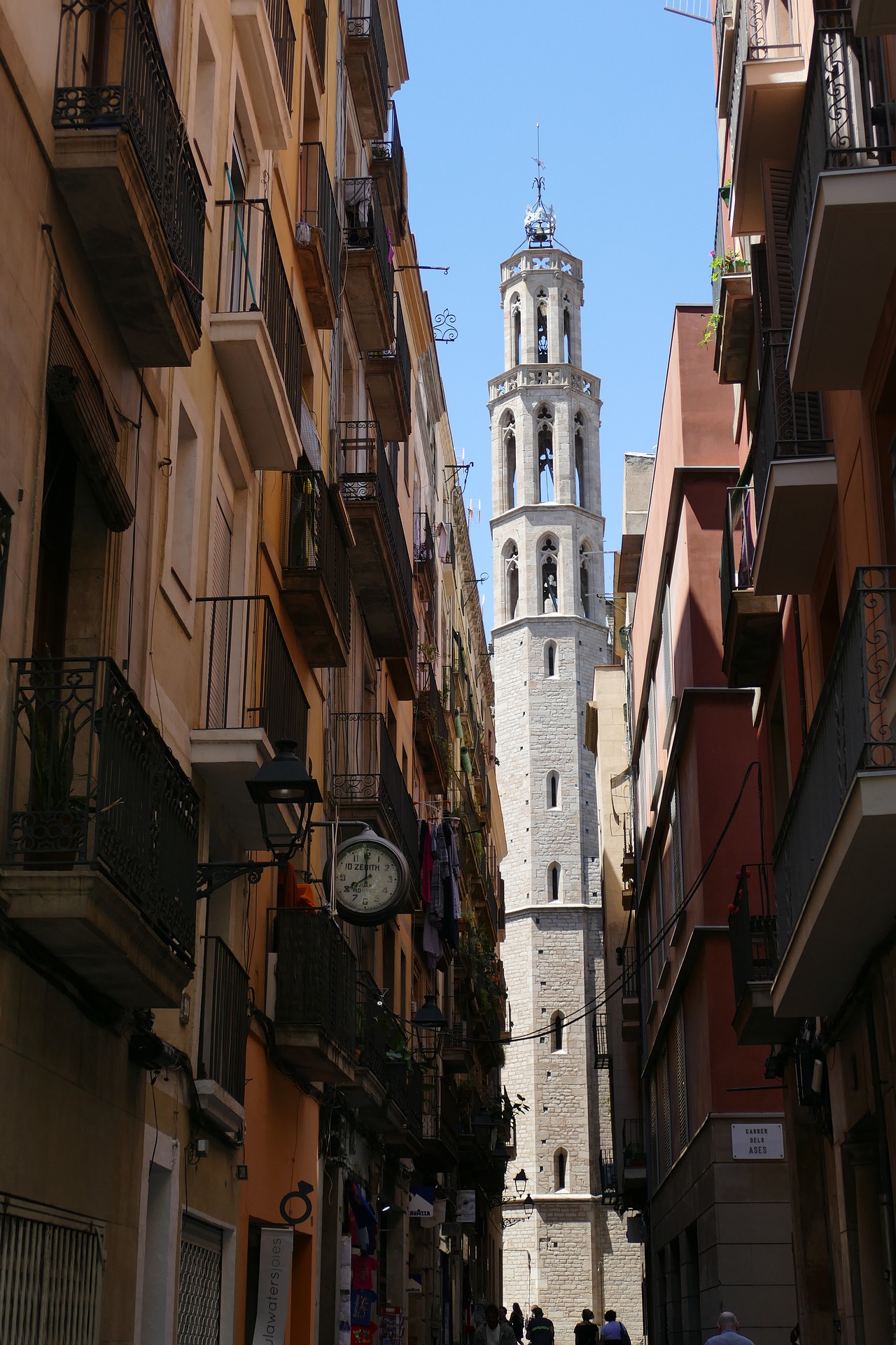 Barcelona's Charming El Born neighbourhood - Private Live Virtual Experience