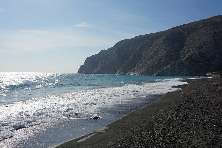 Private Santorini Sunset, Highlights & Wine Shore Excursion